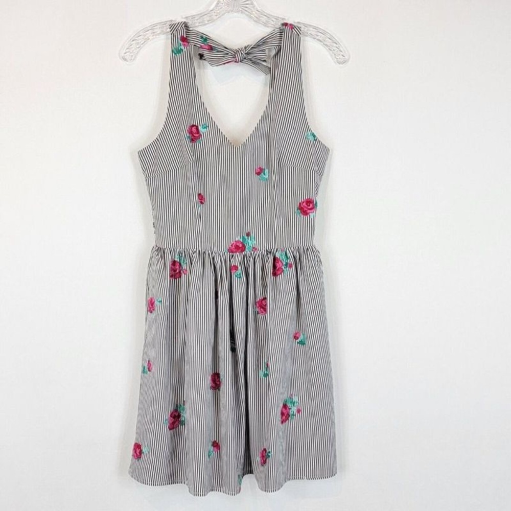 Elegant Striped Floral Mini Dress